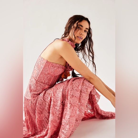 PatBO Hand -Embroidered Lace bustier pink Gown|Rose-One-Shoulder Floral Appliqué - Picture 5 of 8